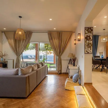 Willa New ! Luxury Euphoria With Heated Infinity Pool