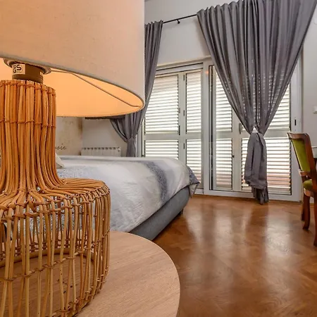 New ! Luxury Euphoria With Heated Infinity Pool Vila *