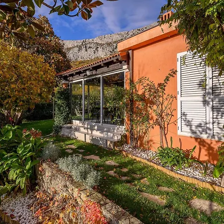 Vila New ! Luxury Euphoria With Heated Infinity Pool Solin